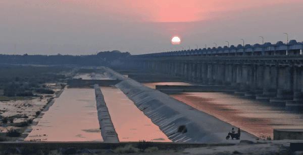 Dowleswaram Barrage