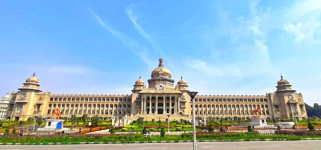 Best Places to Visit in Bangalore – Attractions & Travel Guide